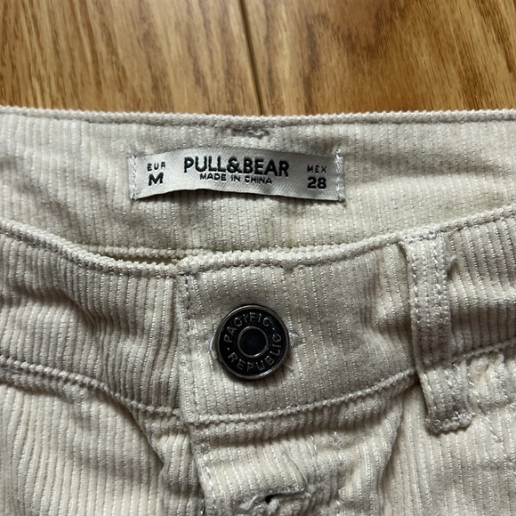 Pull & Bear corduroy mini skirt - Picture 4 of 5